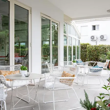 Beyou Rosa Hotel 3*