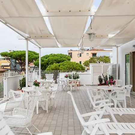 Beyou Rosa Szálloda