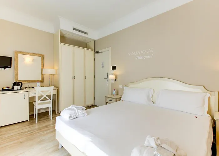 Beyou Rosa Hotell 3*